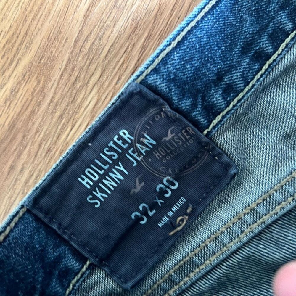 Hollister Men's Tattered Ripped Mid-rise Skinny Jeans Blue Size 32x30 EUC - Picture 3 of 3